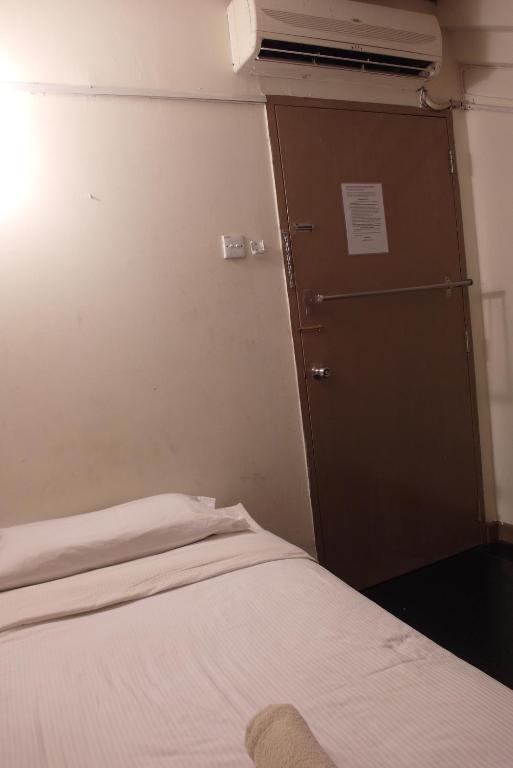 Number Eight Guesthouse Kuala Lumpur Room photo